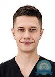 Стоматолог, стоматолог-хирург, стоматолог-имплантолог, челюстно-лицевой хирург Малюков Юрий Андреевич